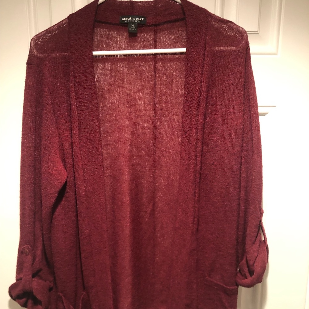 Wine colored cardigan with adjustable sleeves